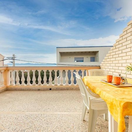 פטרצ'אנה Family Friendly Seaside Apartments Kozino, Zadar - 5749 מראה חיצוני תמונה