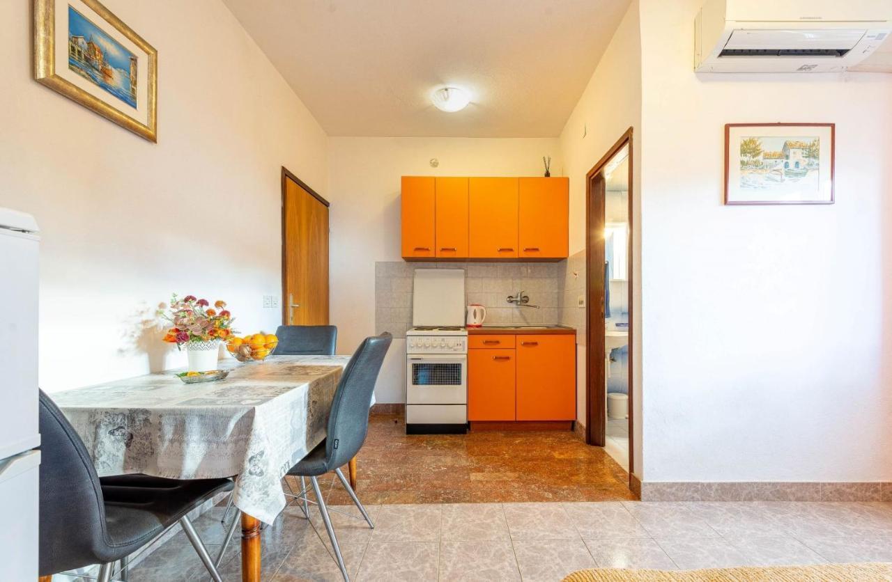 פטרצ'אנה Family Friendly Seaside Apartments Kozino, Zadar - 5749 מראה חיצוני תמונה